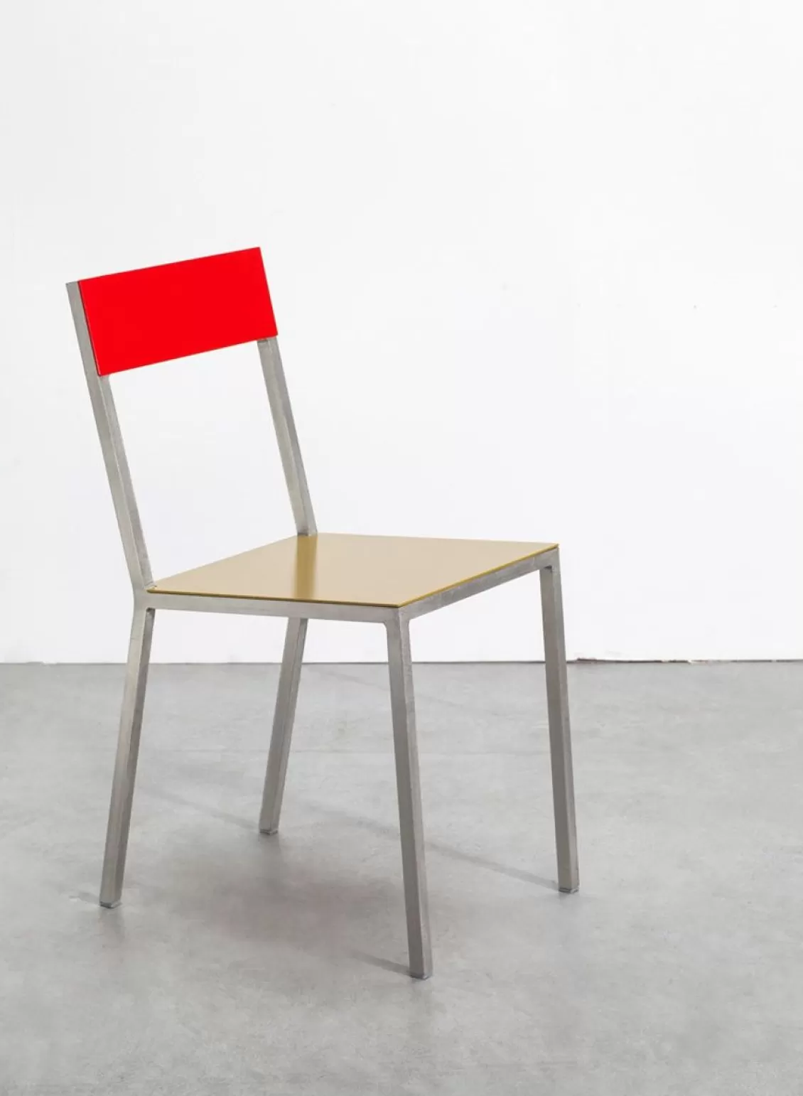 SUSAN BIJL Alu Chair, Curry Seat, Red Back - Muller Van Severen Store