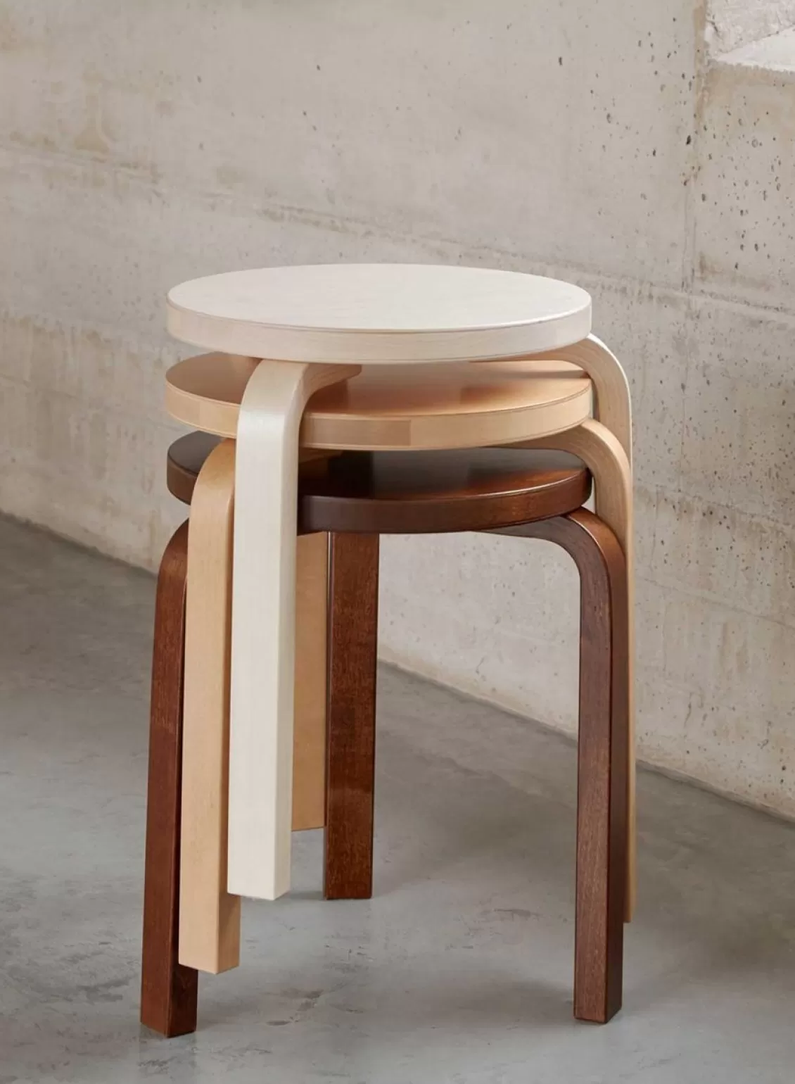 SUSAN BIJL Stool 60, Legs Walnut, Seat Walnut New