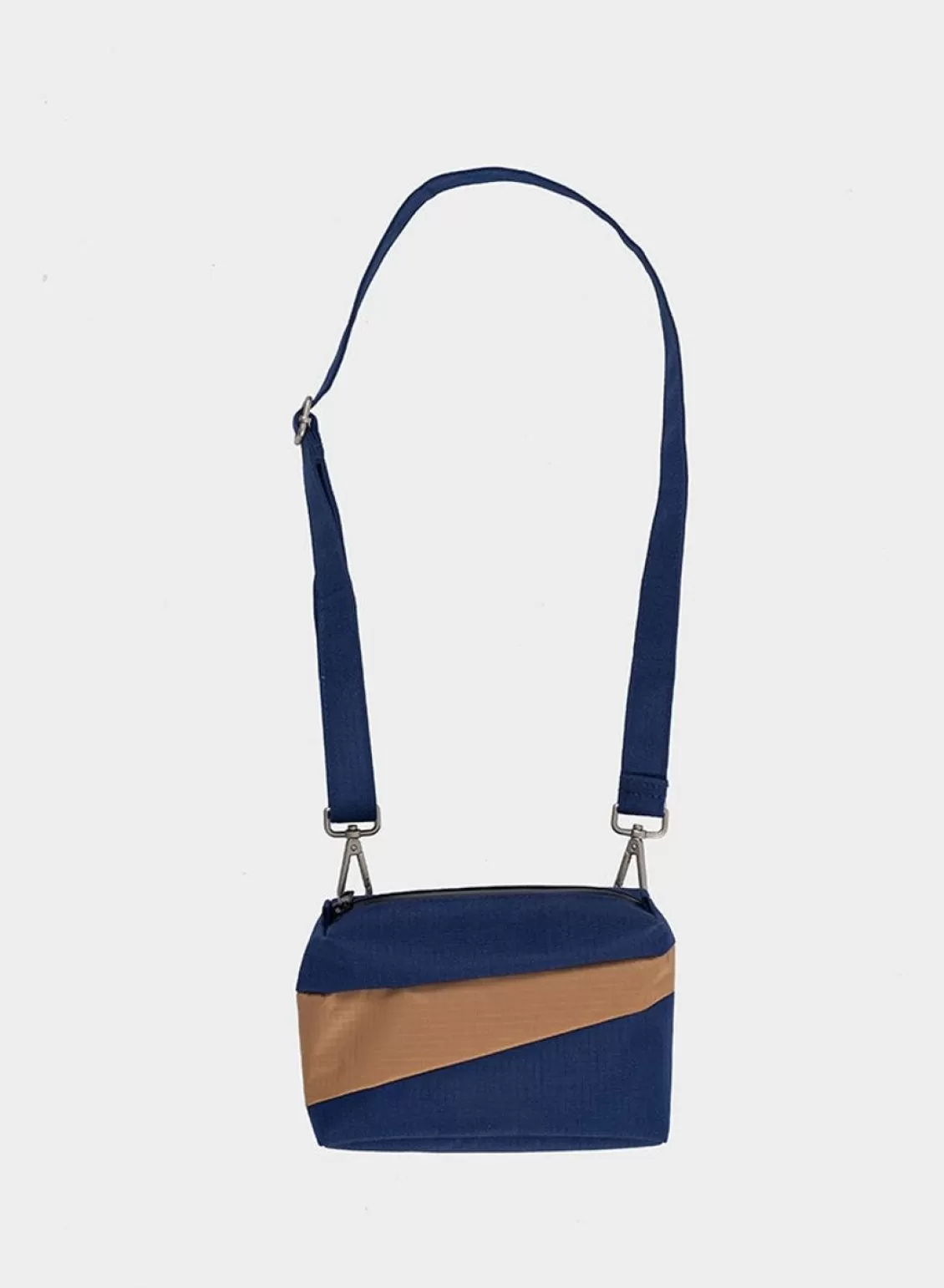 SUSAN BIJL The New Bum Bag Navy & Camel Small Hot